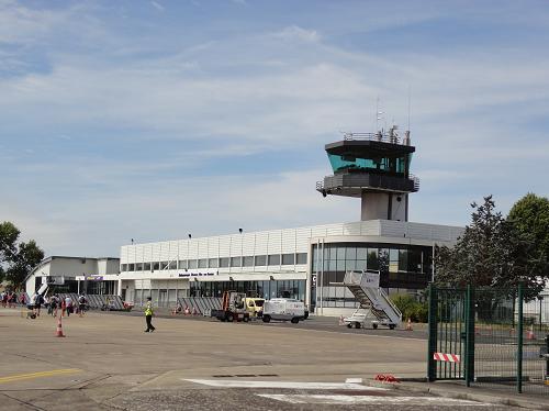 Tours airport